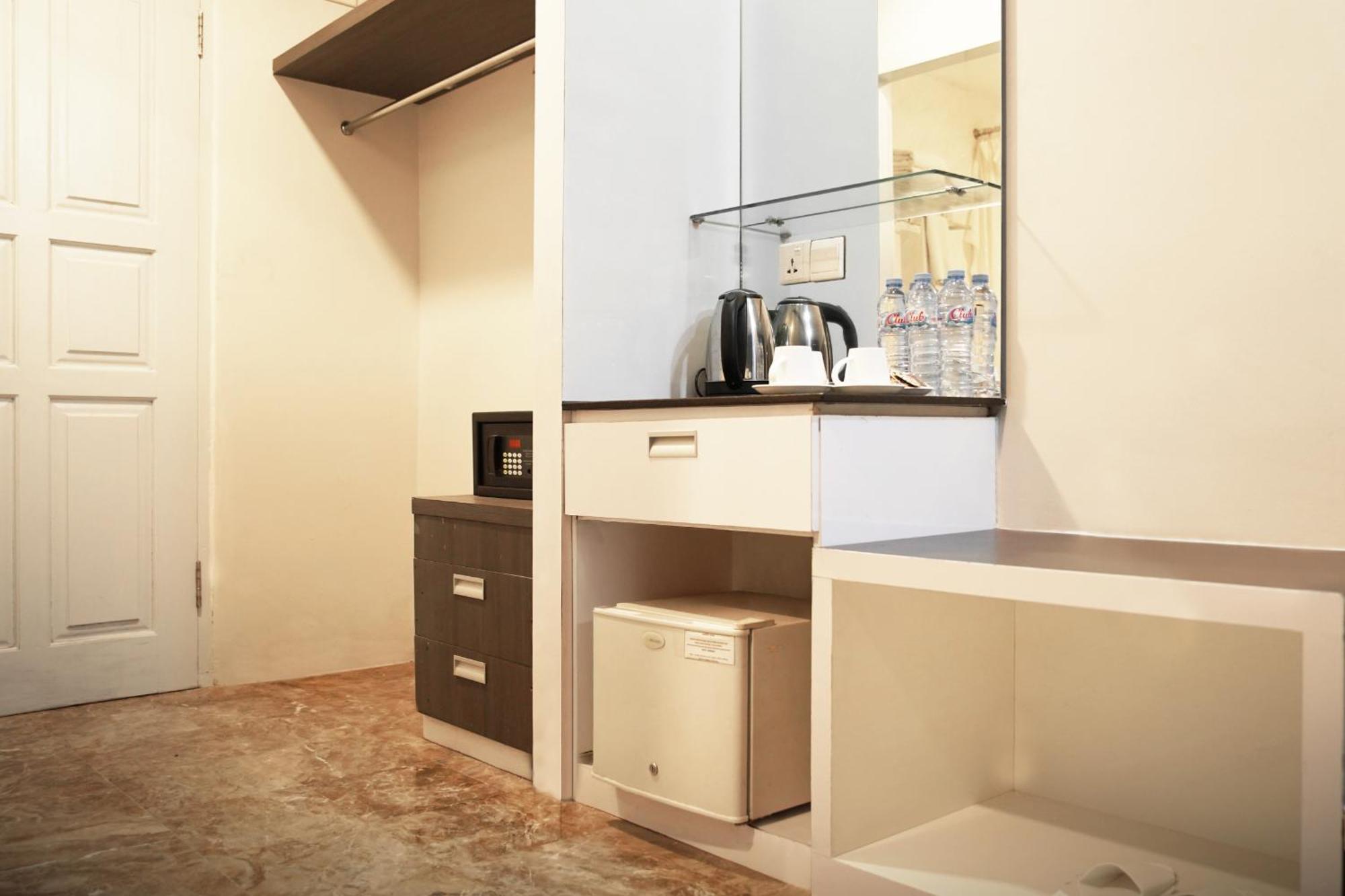 Dreamtel Jakarta Jacarta Exterior foto