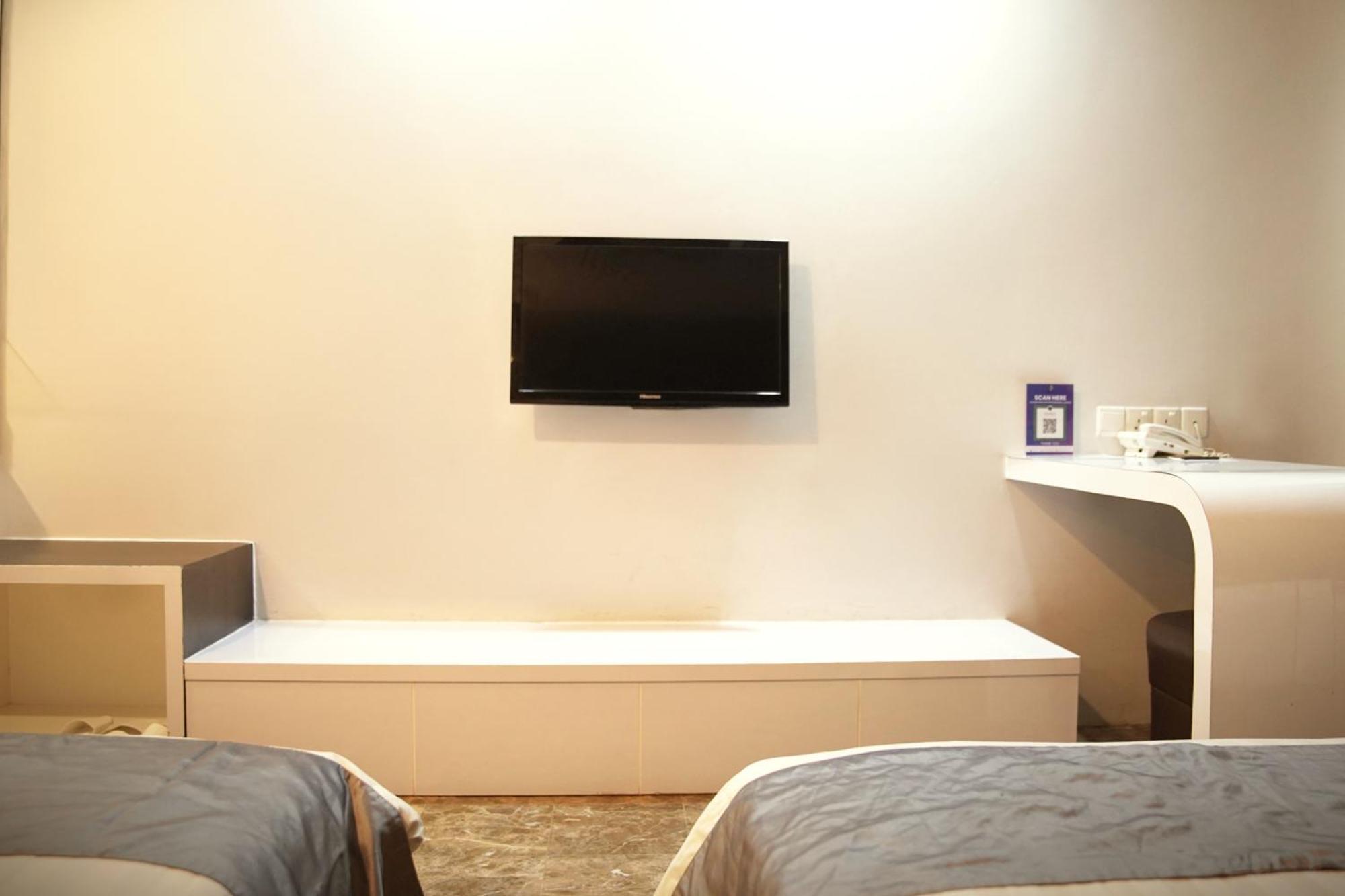 Dreamtel Jakarta Jacarta Exterior foto