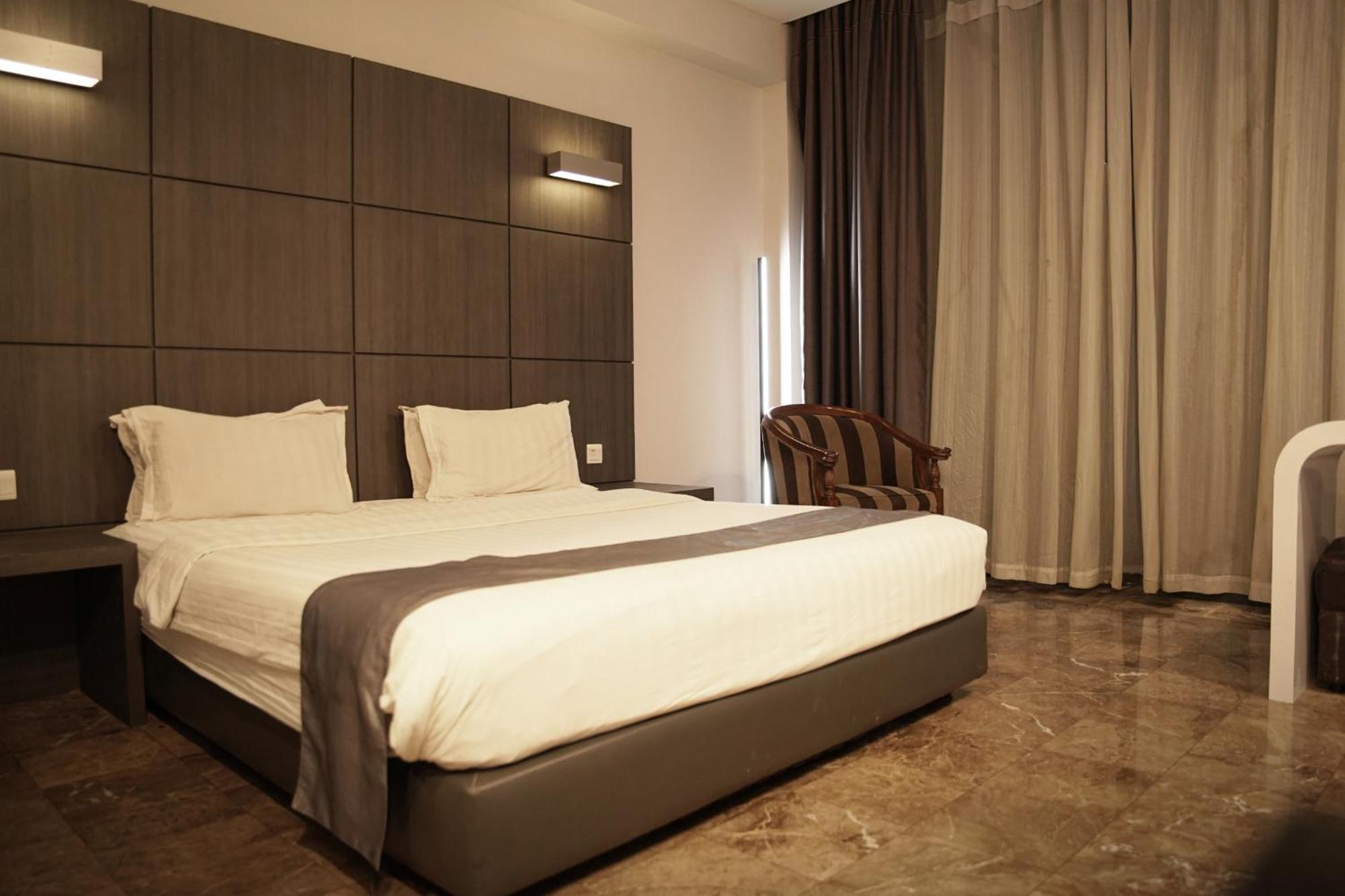 Dreamtel Jakarta Jacarta Exterior foto