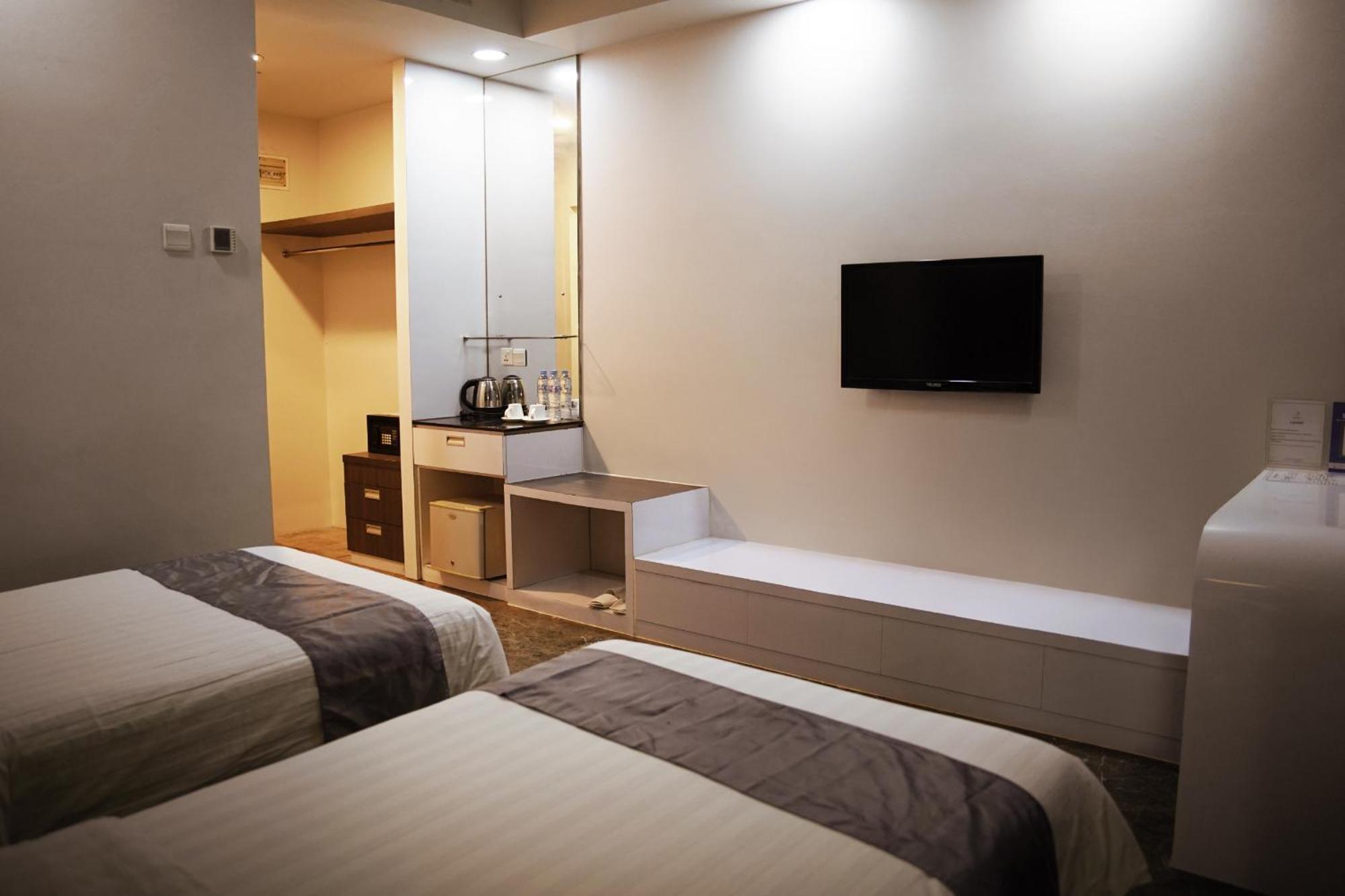 Dreamtel Jakarta Jacarta Exterior foto