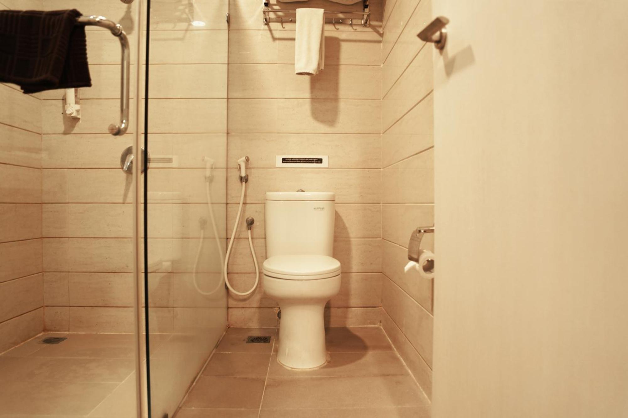 Dreamtel Jakarta Jacarta Exterior foto